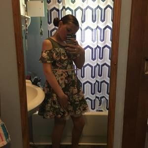 Meet your Posher, Della